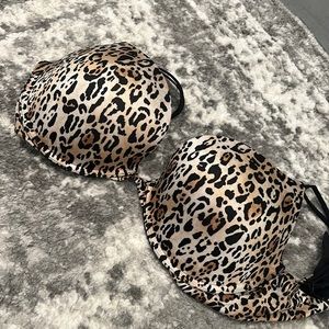 Leopard print bra Victoria secret very sexy push up